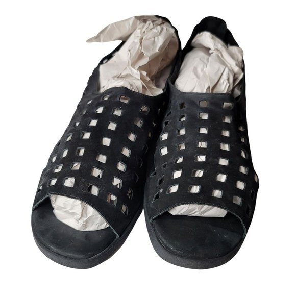 NORDSTROM Black Leather Darby Open Toe Back Zip Cut-Out Sandals - Women's 11 - Picture 2 of 7